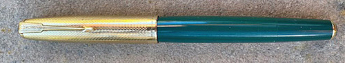 Parker 51 in Nassau Green with 14K Fish Scale Heirloom cap and 14K double jewels and 14K clip